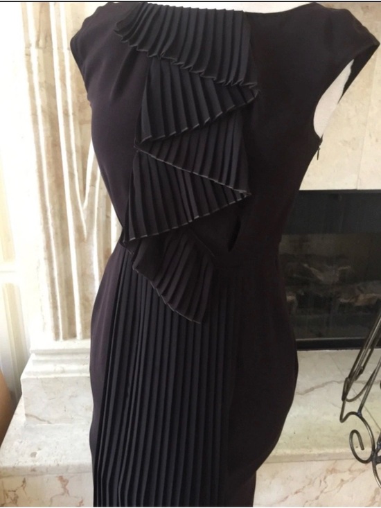 MaxMara Dresses & Skirts - Max Mara Elegant Black Pleated Sheath Dress